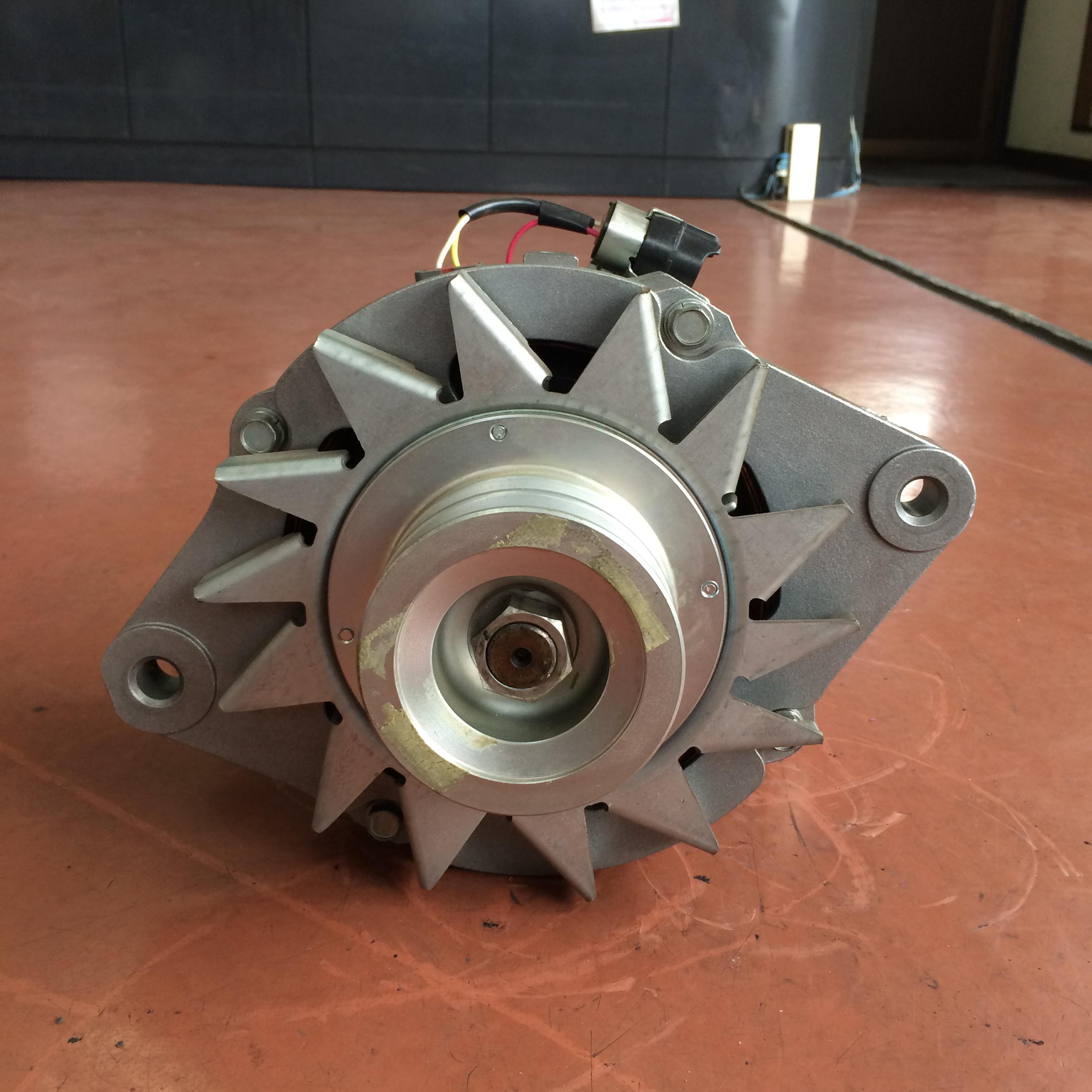 Mitsubishi - Alternator For Isuzu A009TU5182 1812006382